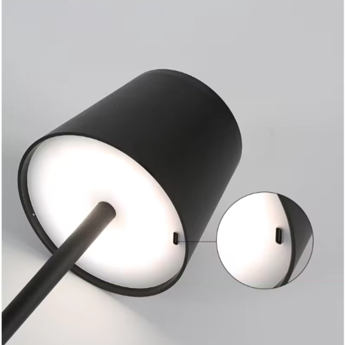 ضوء طاولة يعمل بالشحن - Astro Store