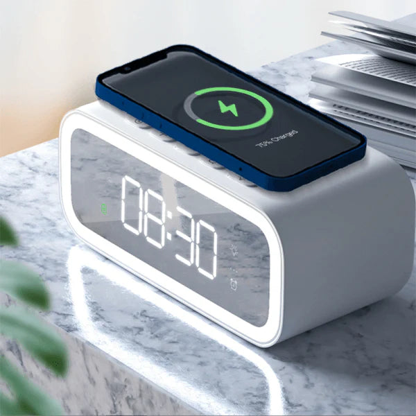 Wiwu -  15W WIRELESS CHARGER WITH DIGITAL ALARM CLOCK WI-W015 - Astro Store